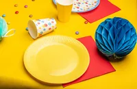 PRO nappe Einwegteller Geburtstag 10 Stück, Mehrfarbig - Produkttyp: Einwegteller - Materialtyp: Papier - Material: Karton - Detailfarbe: Mehrfarbig - Verpackungseinheit: 10 Stück