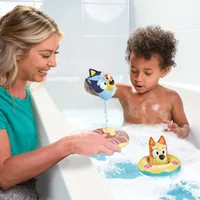 Tomy Badespielzeug Bluey Badeinsel 2-er Pack - Material: Kunststoff - Detailfarbe: Mehrfarbig - Zubehörtyp: Badespielzeug