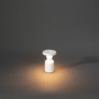 Konstsmide Nantes USB-Kerzenhalter - Weiss - Höhe: 12.5 cm - Detailfarbe: Weiss - Detailmaterial: Aluminium - Grundmaterial: Kunststoff