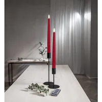 Star Trading LED-Stabkerzen Set Flamme Slim, 2 Stück, Rot - Betriebsart: Batteriebetrieb - Fernbedienung: Ja - Aussenanwendung: Nein - Höhe: 28.5 cm - Timerfunktion: Ja - Set: Ja