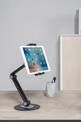 NEOMOUNTS Standfuss DS15-550BL1 - Eigenschaften: Neigbar - Drehbar - Schwenkbar - Bildschirmdiagonale: 12.9  - Detailfarbe: Schwarz - Tablet Kompatibilität: Universal