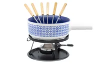Kadastar Käsefondue-Set Kacheln 9 Teile, Blau/Weiss - Anzahl Personen: 6 - Materialtyp: Keramik - Material: Keramik - Betriebsart: Pastenbrenner - Kompatible Kochfelder: Glaskeramik - Gas - Elektro - Detailfarbe: Weiss - Blau