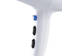 Trisa Haartrockner Silk Care - Typ: Trockner - Diffusor: Nein - Klappbarer Griff: Nein - Spannungsanpassung: Nein - Detailfarbe: Weiss - Ionentechnologie: Ja