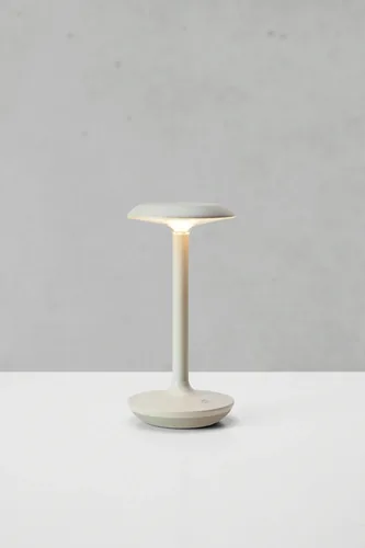 Markslöjd Akku-Tischleuchte Petit IP44 - Naturweiss - Dimmbar: dimmbar - Lichtfarbe: Warmweiss - Zusätzliche Ausstattung: Dimmer - Leuchtenfarbe: Weiss - Gesamtleistung: 2 W - Lampensockel: LED fest verbaut
