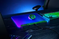 Razer Gaming-Mausmatte Firefly V2 Pro – Phantom Green Edition Grün - Tiefe: 278 mm - Breite: 360 mm - Detailfarbe: Grün - Form: Eckig - Höhe: 4.6 mm - Handgelenkauflage: Nein