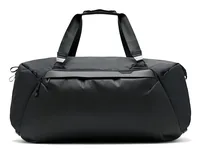 Peak Design Reise-Seesack 80 L Schwarz - Tragemöglichkeit: Handgriff - Schulterriemen - Detailfarbe: Schwarz - Zusatzfächer: Ja - Ausstattung: Handgriff - Reissverschluss - Zubehörfach - Anzahl Objektive: 0 - Bauform Kamera: Zubehör