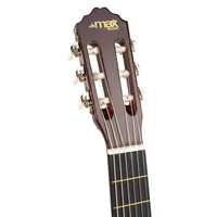 MAX Konzertgitarre SoloArt Set Sunburst - Griffbrett: Ahorn - Decke: Linde - Decke massiv: Nein - Gitarrengrösse: 4/4 - Mensur: 65 cm - Ausführung: Rechtshänder