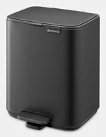 Brabantia Kosmetikeimer Bo 7 l, Grau - Anzahl Behälter: 1 - Detailfarbe: Grau - Form: Eckig - Fassungsvermögen: 7 l - Höhe: 31 cm - Material: Stahl