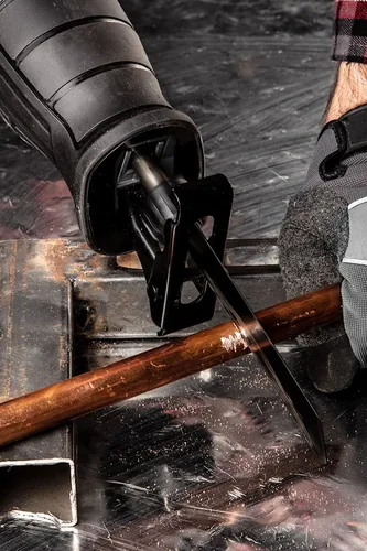 Sabre saw 710W