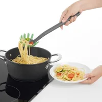 Lékué Spaghettilöffel PBT/Silikon, Grün/Schwarz - Produkttyp: Spaghettilöffel  - Detailfarbe: Grün - Länge: 30 cm - Material Küchenhelfer: Kunststoff - Silikon