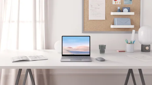 Microsoft Surface Laptop Go Intel® Core™ i5 i5-1035G1 31.6 cm (12.4) Touchscreen 8 GB LPDDR4x-SDRAM 256 GB SSD Wi-Fi 6 (802.11ax) Windows 10 Pro Platinum US Layout
