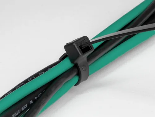 DeLOCK Cable tie with high tensile strength L 200 x W 4.8 mm black 100 pieces