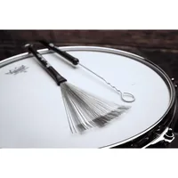 Vic Firth Steve Gadd Wire Brushes Paar - Packungsgrösse: 1 Paar - Ausstattung: Einziehbar - Material: Metall
