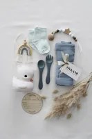Oykami Geschenkset Junge Wien - Material: Holz - Organische Baumwolle - Detailfarbe: Weiss - Blau