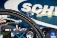 Schwalbe Velopneu Pro One Addix Race 28  x 28 mm - Einsatzbereich: Rennrad - Veloreifenbreite: 28 mm - Durchmesser: 28  - Reifentyp: Faltreifen - Tubeless Ready: Ja - Grösse ETRTO: 28-622