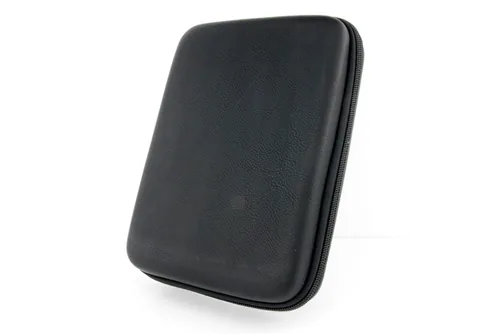 Troika Travel Case schwarz - Tiefe: 22 cm - Breite: 16 cm - Wasserfest: Nein - Höhe: 5 cm - Eigenschaften: Keine Eigenschaft - Zertifikate: Keine Zertifizierung