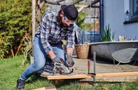 Einhell Professional Akku-Handkreissäge TP-CS 18/190 Li BL Solo - Ausstattung: Ohne Akku & Ladegerät - Für Material: Holz - Set: Nein - Produktkategorie: Handkreissäge - Werkzeugaufnahme: Spindelarretierung - Akkusystem: Einhell Power X-Change