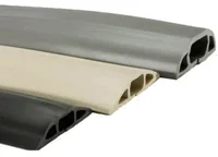 Elbro Kabelbrücke 7.5 m Schwarz - Detailfarbe: Schwarz - Breite: 76 mm - Länge: 7.5 m - Ausstattung Kabelmanagement: Keine - Produkttyp: Kabelbrücke - Verpackungseinheit: 1 Stück