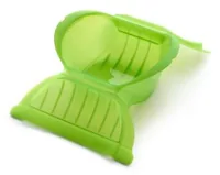 Lékué Mikrowellen-Dampfgarer Tief Grün - Material: Silikon - Detailfarbe: Grün - Set: Nein - Unterteilungsmöglichkeit: Nein - Fassungsvermögen: 0.65 l