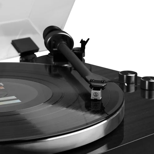 Audizio Plattenspieler Toledo Schwarz - Detailfarbe: Schwarz - Plattenspieler Antriebsart: Riemenantrieb - Platte Geschwindigkeit: 45 U/min - 33? U/min - Tonabnehmer: Dabei - Tonarm: Gerade - Anwender: HiFi