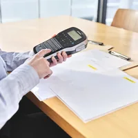 DYMO LabelManager 280 im praktischen KofferSoftCaseQwertz