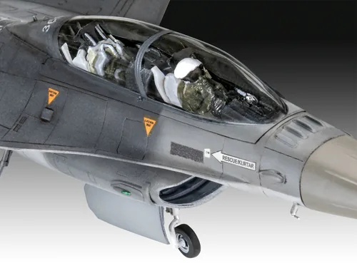 Revell Bausatz F-16D Fighting Falcon 1:72 - Level: 4 - Ausführung: Militärisch - Set: Nein - Massstab: 1:72 - Altersempfehlung ab: 12 Jahren