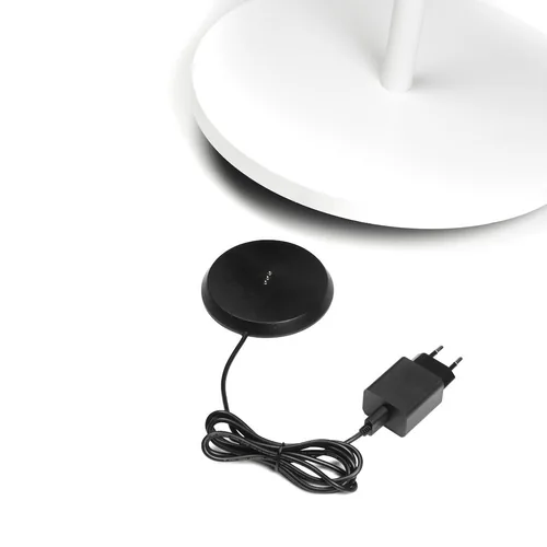 Konstsmide Stehleuchte Pomezia USB, Weiss - Betriebsart: Akkubetrieb - Lampensockel: LED fest verbaut - Smart Home: Nicht kompatibel - Farbtemperatur Kelvin: 2700 K - 3000 K - 4000 K - Anwendungsbereich: Outdoor - Gesamtleistung: 10 W