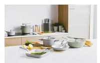 BergHOFF Crêpes-Pfanne Leo Balance Moonmist 26 cm - Material: Aluminium - Pfannentyp: Crêpes-Pfanne - Kompatible Kochfelder: Gas - Halogen - Induktion - Antihaftbeschichtung: Ja - Detailfarbe: Grau - Set: Nein