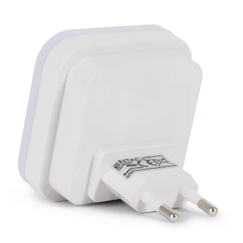 Entac Nachtlicht 0.5W quadrat. CW White Dämmerungssensor
