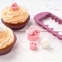 Zenker Fondant Ausstecher Rosen Geometrische Figur - Detailfarbe: Pink - Materialtyp: Kunststoff - Material: Kunststoff - Set: Nein - Stehkeks: Nein - Verpackungseinheit: 1 Stück