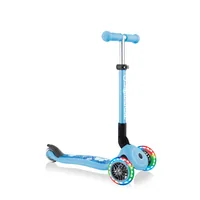 GLOBBER Scooter Junior Foldable Fantasy Light Pastelblau - Altersempfehlung ab: 2 Jahren - Ausstattung: Fussbremse - Höhenverstellbarer Lenker - Reifentyp:  Kunststoffreifen - Eigenschaften: Keine Eigenschaft - Zertifikate: Keine Zertifizierung - Belastba