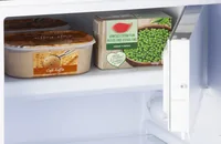 Domo Kühlschrank DO91124 Schwarz, Rechts - Energieeffizienzklasse: D - Bauart: Freistehend - Einbaunormen: Keine - Nutzinhalt Kühlen: 95 l - Nutzinhalt Gefrieren: 13 l - Breite: 55 cm