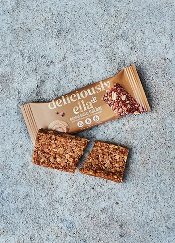 Deliciously Ella Riegel Erdnussbutter 3 x 50 g - Produkttyp: Nuss - Nährwertangabe pro: 100 g - Energiegehalt (in kj): 1925 KJ - Energiegehalt (in kcal): 460 Kcal - Fett: 23.6 g - Davon gesättigte Fettsäuren: 10.2 g