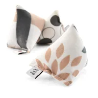 CanadianCat Baldrian-Spielzeug Mini-Pyramiden, 3er Set, Beige - Produkttyp: Spielzeug - Eigenschaften: Keine spezielle Eigenschaft - Tierart: Katze
