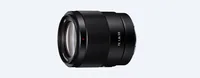 Sony Festbrennweite FE 35mm F/1.8 – Sony E-Mount - Objektivtyp: Standard - Widerstandsfähigkeit: Spritzwassergeschützt - Staubgeschützt - Filterdurchmesser: 55 mm - Brennweite Max.: 35 mm - Bildsensorstandard: Vollformat - Blendenöffnung Min.: F/22