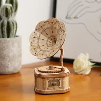 RoboTime Bausatz Gramophone Crank Classic - Modell Art: Musikinstrument