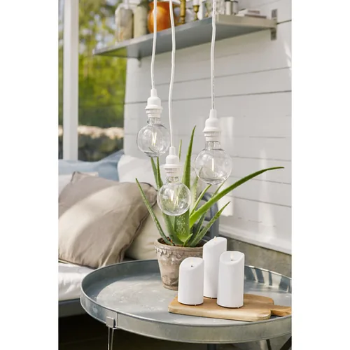 Star Trading LED-Kerze Pillar Flamme Ø 7.5 x 13 cm, Weiss - Betriebsart: Batteriebetrieb - Fernbedienung: Nein - Aussenanwendung: Ja - Höhe: 13 cm - Timerfunktion: Ja - Set: Nein