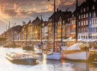 Ravensburger Puzzle Sonnenuntergang in Kopenhagen 500 Teile - Motiv: Stadt / Land - Altersempfehlung ab: 12 Jahren - Tiefe: 36 cm - Breite: 49 cm - Effekte: Keine - Eigenschaften: Keine Eigenschaft