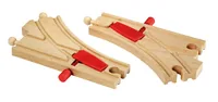 BRIO Eisenbahn Mechanisches Weichenpaar - Kategorie: Schienen & Weichen - Altersempfehlung ab: 3 Jahren - Material: Holz - Eigenschaften: Keine Eigenschaft - Zertifikate: FSC