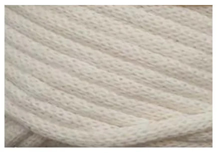 Glorex Wolle Makramee Cord gewebt 85 m x 3 mm, 250 g, Weiss - Packungsgrösse: 1 Stück - Länge: 85 m - Material: Polyester - Baumwolle - Viskose - Detailfarbe: Weiss - Waschbar bei: 40 °C - Nadelstärke: 3 mm