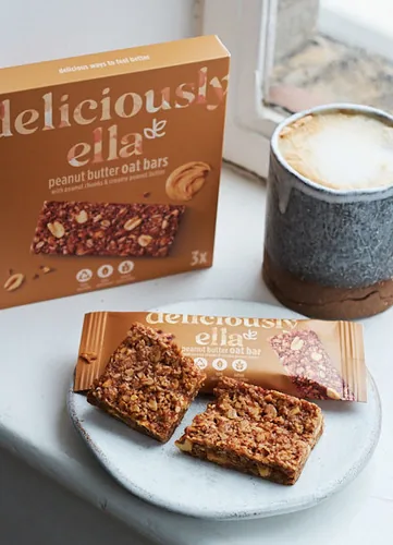 Deliciously Ella Riegel Erdnussbutter 3 x 50 g - Produkttyp: Nuss - Nährwertangabe pro: 100 g - Energiegehalt (in kj): 1925 KJ - Energiegehalt (in kcal): 460 Kcal - Fett: 23.6 g - Davon gesättigte Fettsäuren: 10.2 g
