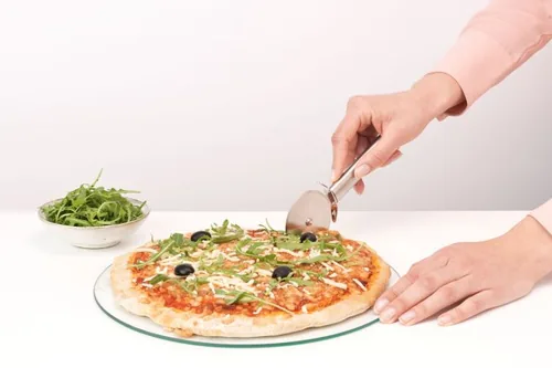 Brabantia Pizzaschneider Profile Silber - Produkttyp: Pizzaschneider  - Klingenmaterial: Edelstahl - Detailfarbe: Silber - Griffmaterial: Edelstahl