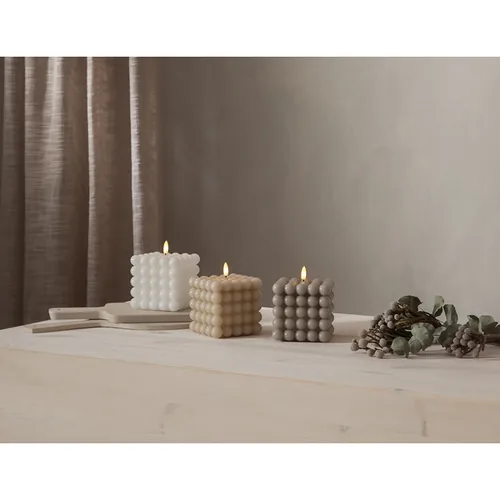 Star Trading LED-Kerze Pillar Flamme Dot, 10 x 12.5 cm, Weiss - Betriebsart: Batteriebetrieb - Fernbedienung: Nein - Aussenanwendung: Nein - Höhe: 12.5 cm - Timerfunktion: Ja - Set: Nein