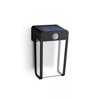 Philips Solar Shroud Wandleuchte, Licht+Bewegungssensor, klar, 2700K - Dimmbar: nicht dimmbar - Lichtfarbe: Warmweiss (WW) - Lichtausbeute: 113.3 lm/W - Gesamtleistung: 2.3 W - Zusätzliche Ausstattung: Dämmerungssensor - Bewegungssensor - Farbtemperatur K