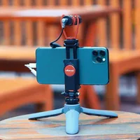 Ulanzi Stativ MT-10 - Höhenverstellbar: Ja - Detailfarbe: Grau - Material: Kunststoff - Stativ-Bauart: Tischstativ - Stativgewinde: 1/4'' - Stativ-Ausstattung: Stativgewinde