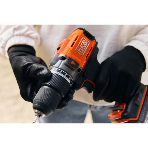 BlackDecker Akku-Schlagbohrschr. 18V 2x2Ah, Kof BCD383D2XK