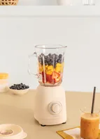 Create Standmixer Matte Crème - Motorleistung: 800 W - Funktionen: Hacken - Ice Crushen - Impulsfunktion - Pürieren - Smoothies - Fassungsvermögen Saftbehälter: 1.5 l - Detailfarbe: Crème
