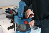 Bosch GAS 18V-10L(C) solo