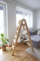 Kerbl Kratzbaum Ladder 97 cm x 39.5 cm x 134 cm - Höhe: 134 cm - Anzahl Liegeplätze: 3 × - Detailfarbe: Beige - Tierart: Katze - Produkttyp: Kletterleiter