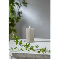 Star Trading LED-Kerze Pillar Flamme Stripe, Ø 7.5 x 15 cm, Beige - Betriebsart: Batteriebetrieb - Fernbedienung: Nein - Aussenanwendung: Nein - Höhe: 15 cm - Timerfunktion: Ja - Set: Nein